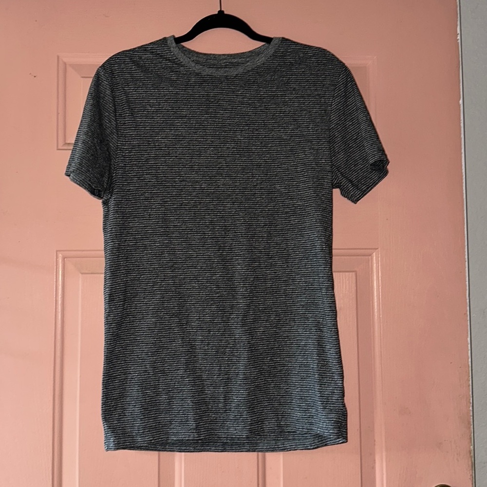 Men’s tee shirt